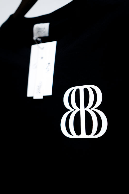 POLERA BLANKO LOGO.ZIP