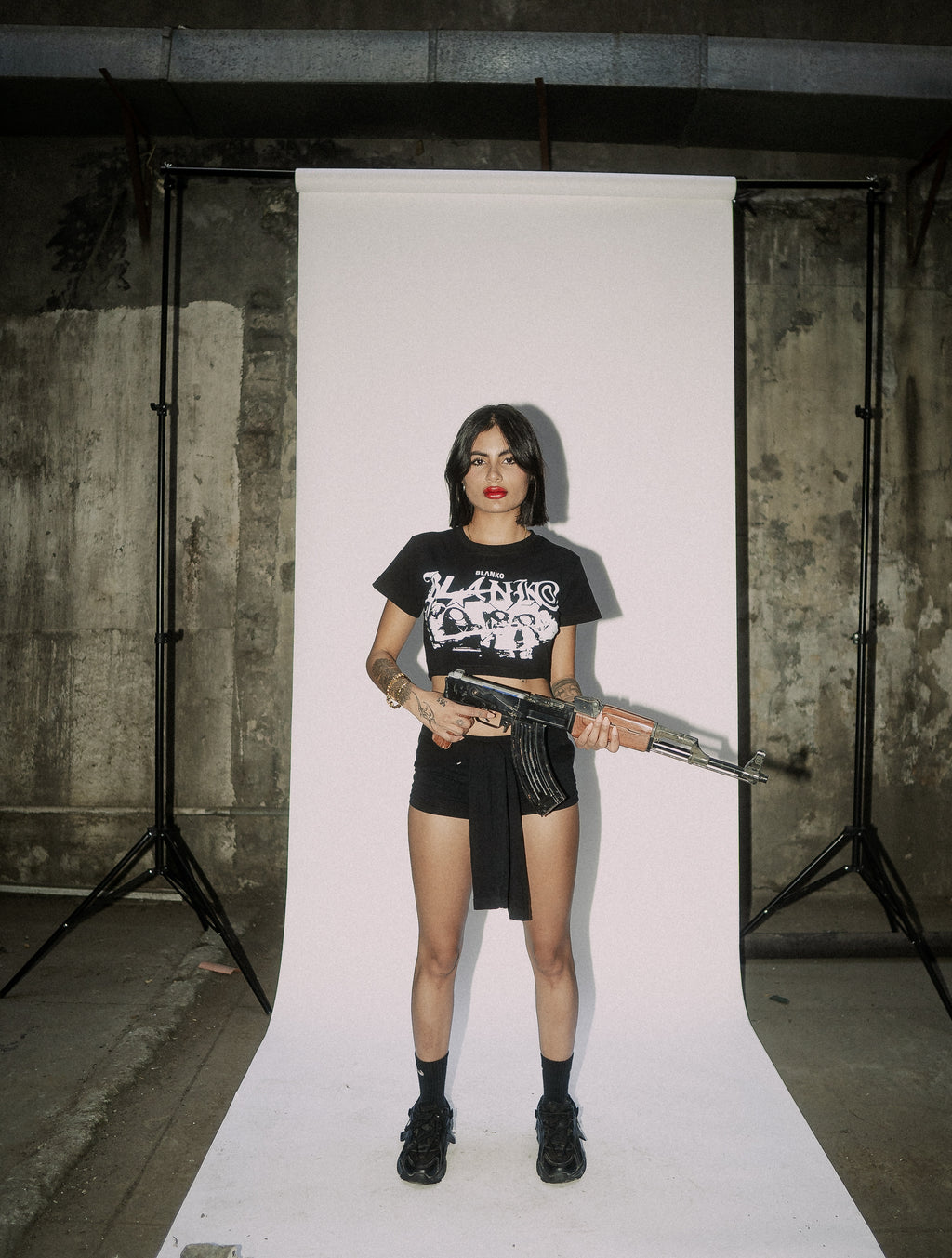 POLERA BLANKO CIUDAD DE DIOS
